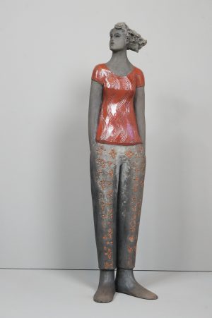 Clo au pantalon brodé