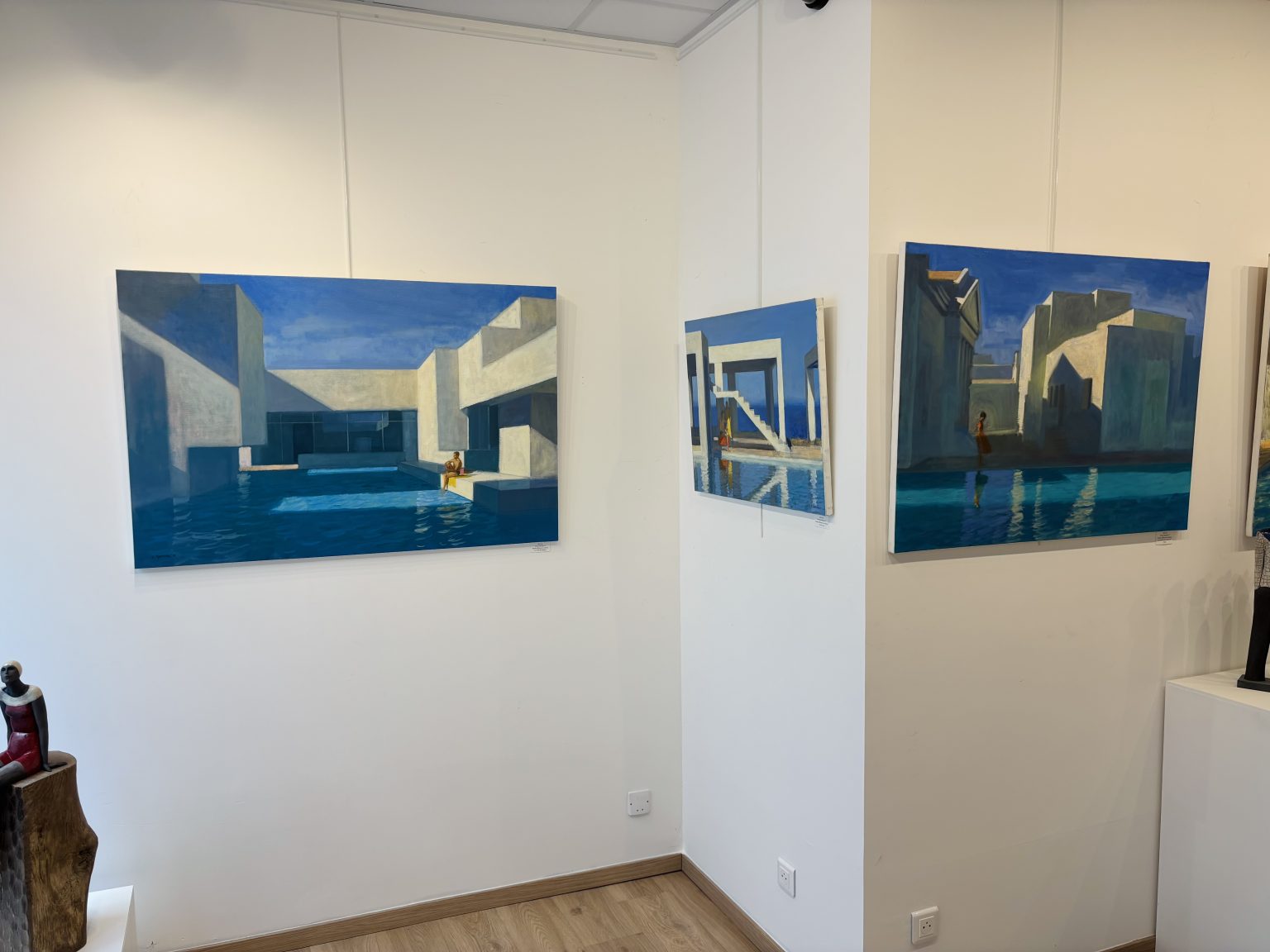 Photo de la Galerie l'Art des Marines : exposition d'olivier Desvaux et Sylvie du Plessis, Peintres officiel de la Marine à Rouen 4